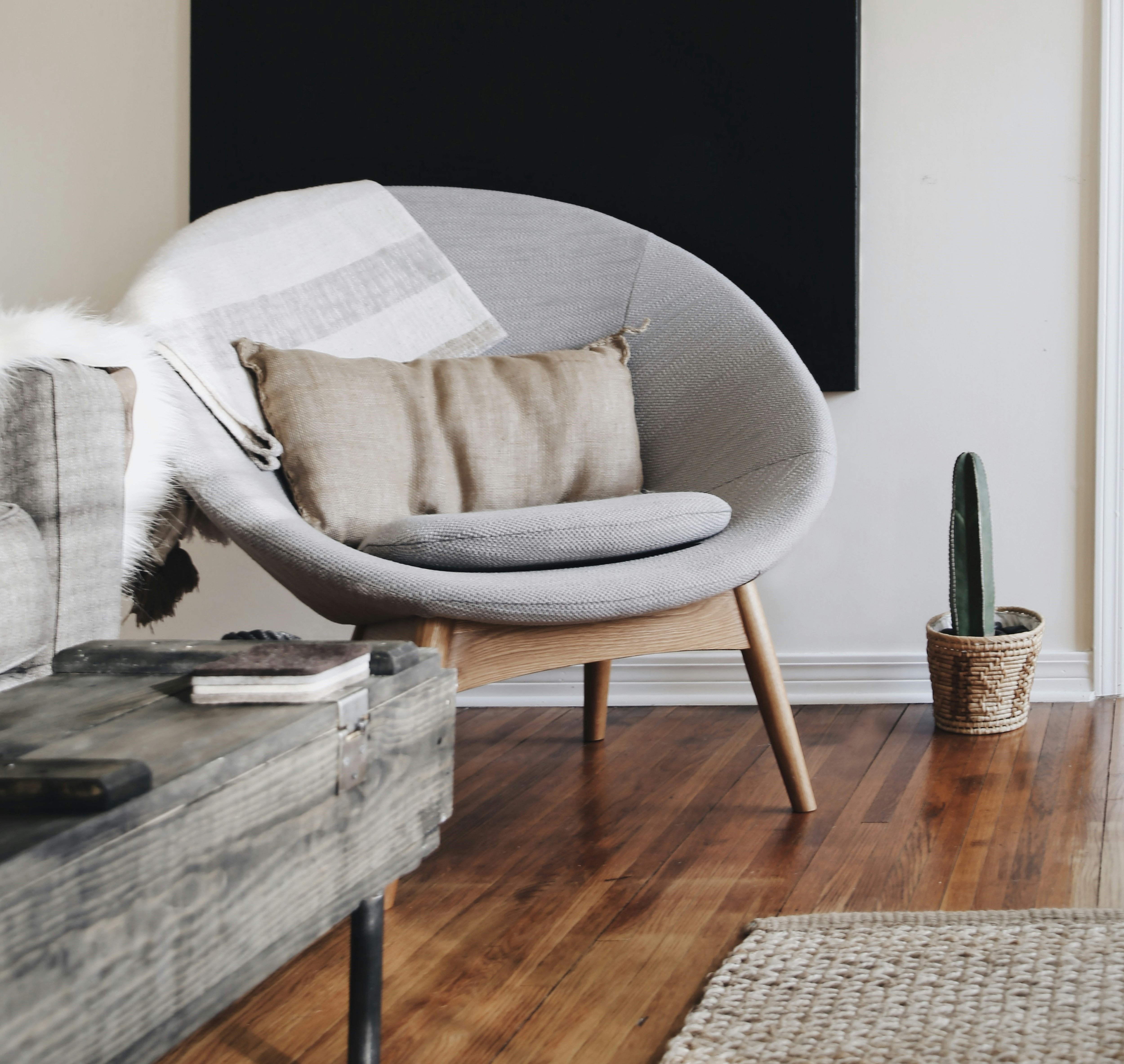 Scandinavian Fabric Lounge Chair