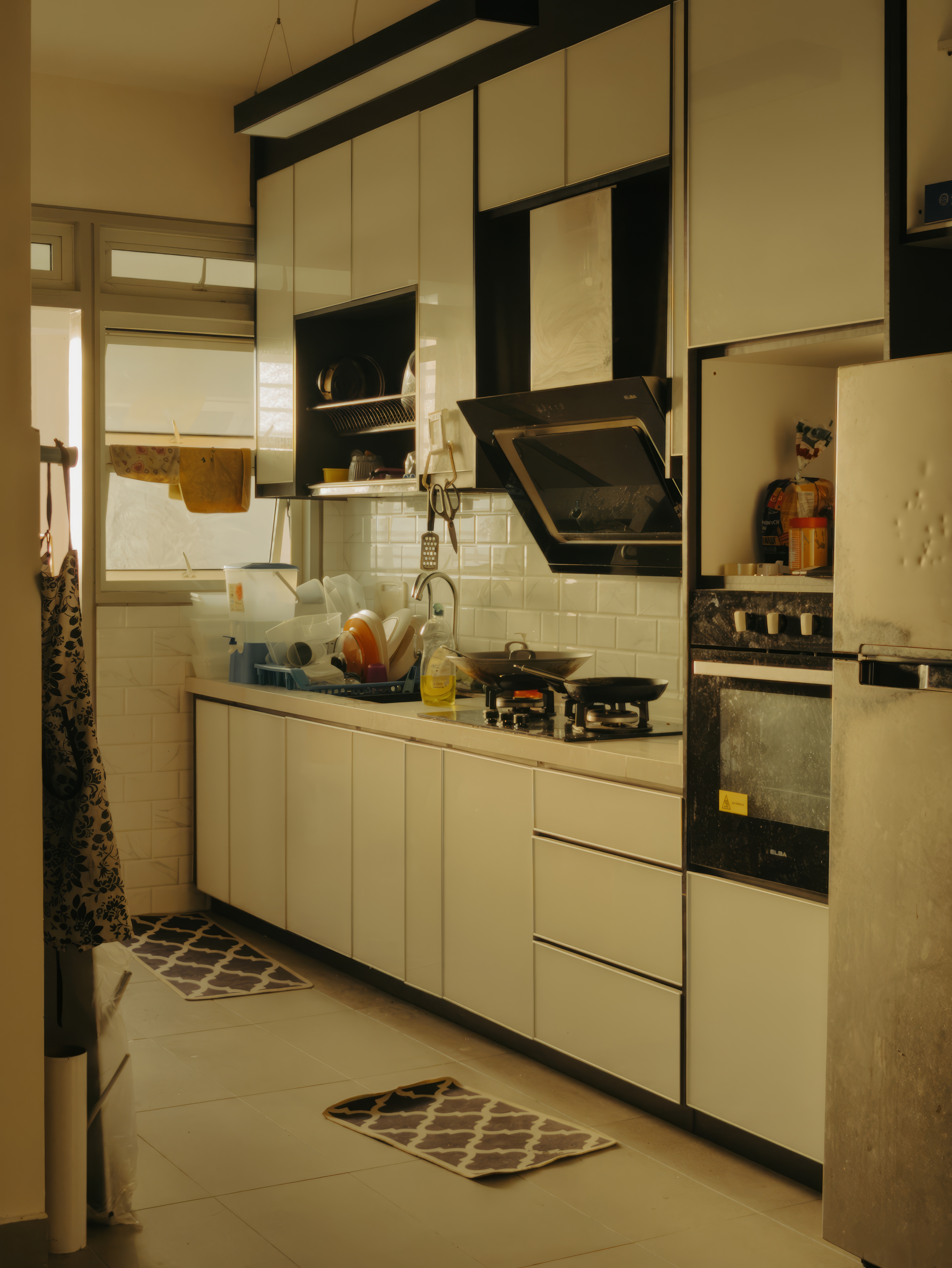 Urban Modular Kitchen – Glossy White Finish