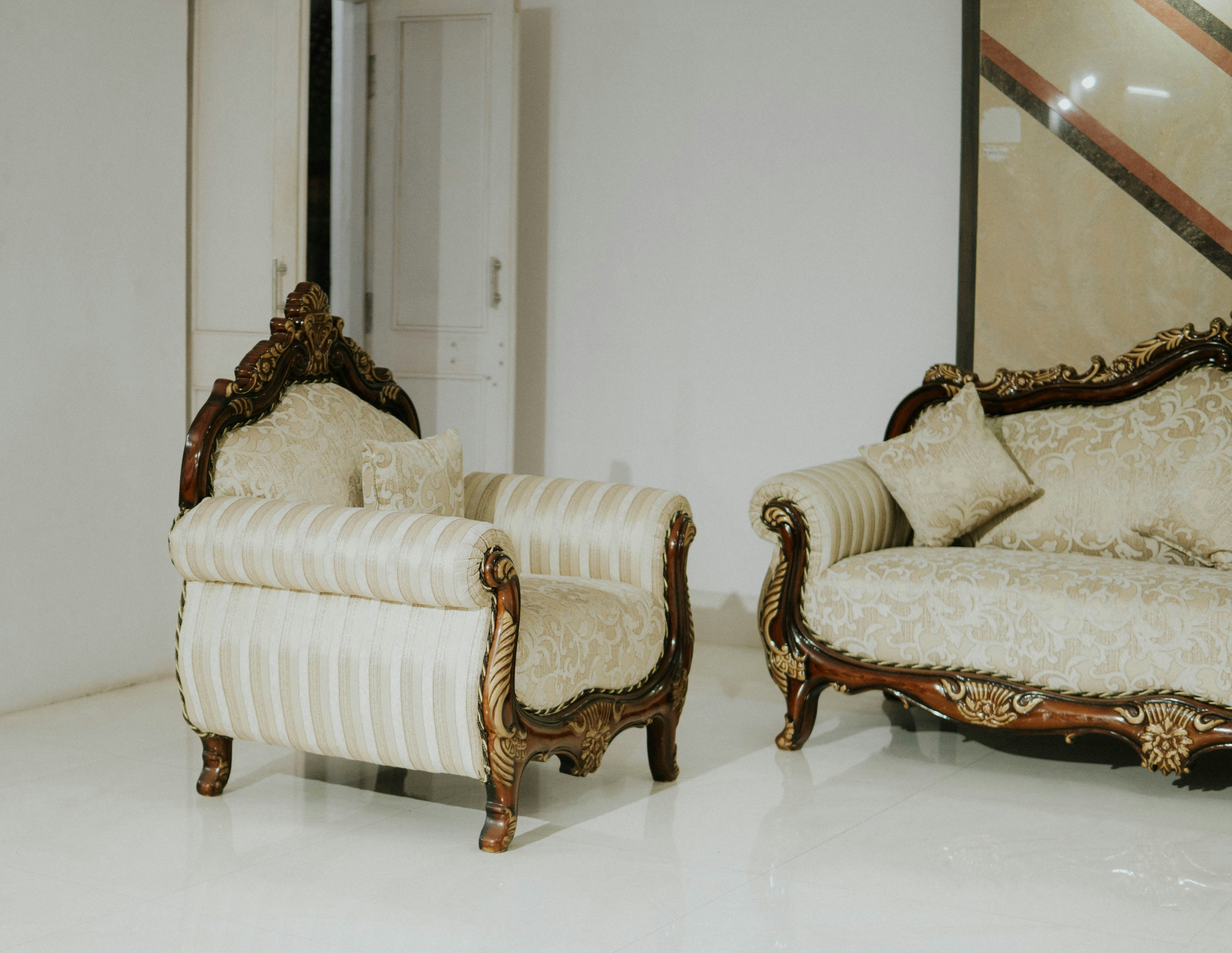 Royal Victorian Ornate Sofa Set